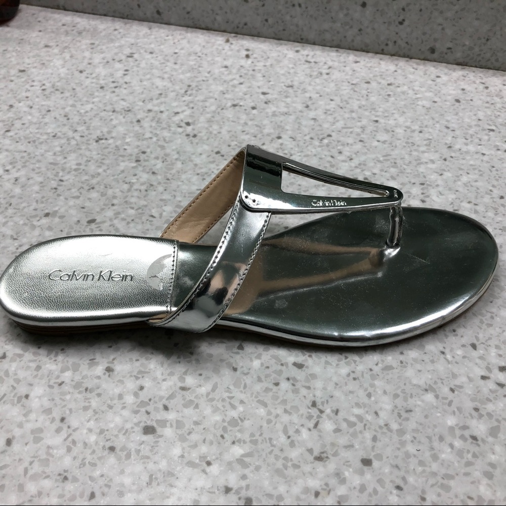 ***BRAND NEW*** CALVIN KLEIN 7.5 silver sandals